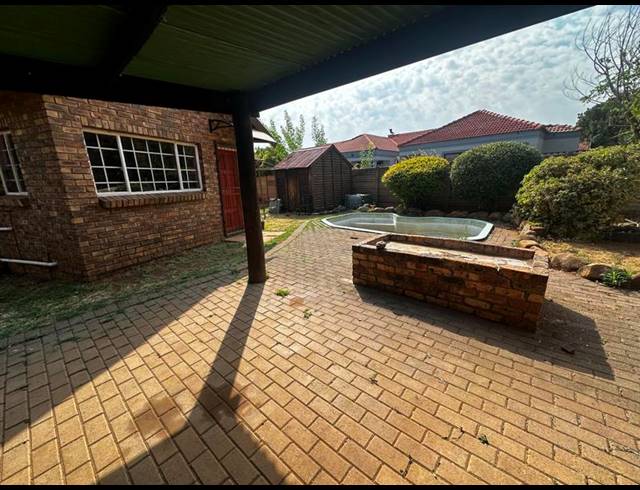 3 BEDROOM HOUSE FOR SALE IN CHANTELLE